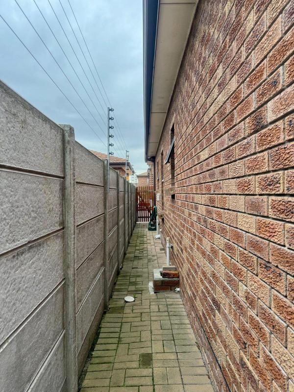 3 Bedroom Property for Sale in Soneike Western Cape